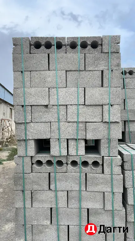 шлакоблок.