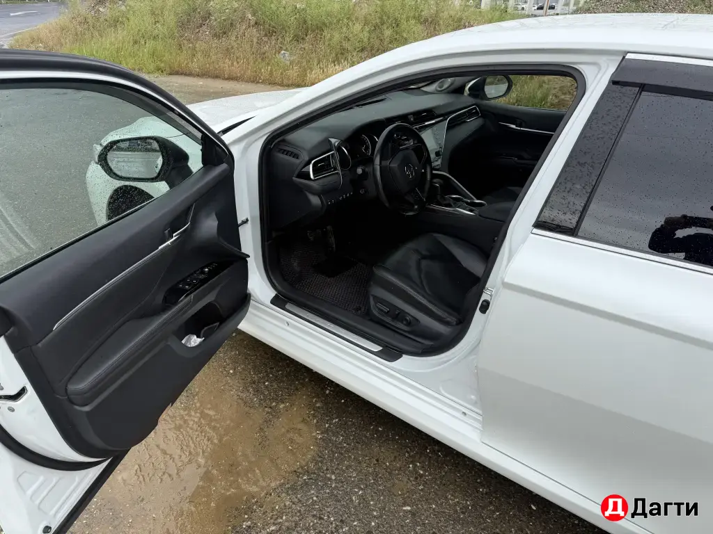 Toyota Camry, 2020 года
