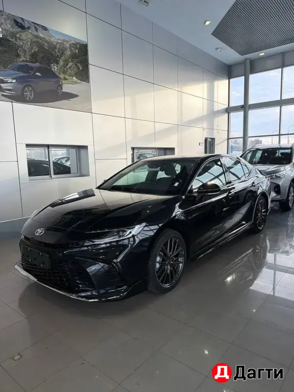 Toyota Camry, 2025 года