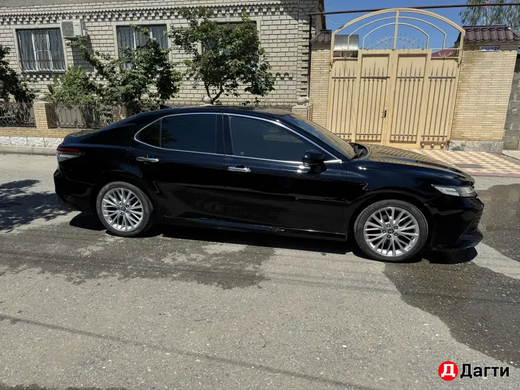 Toyota Camry, 2020 года