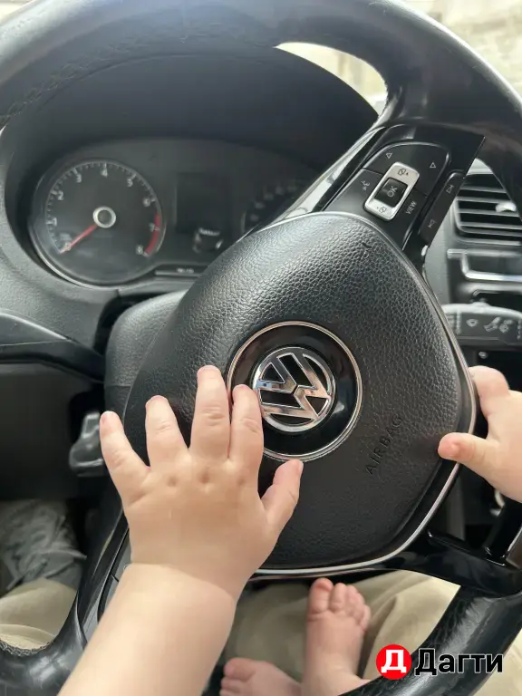 Volkswagen Polo, 2017 года