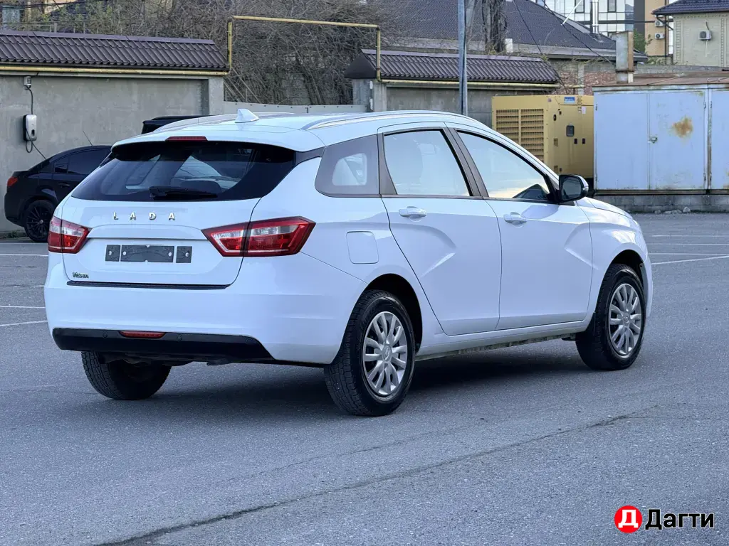 LADA (ВАЗ) Vesta, 2020 года