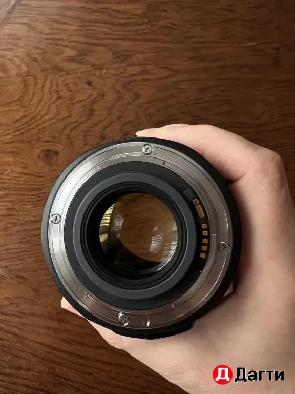 Объектив Canon EF-S 17-55mm F2.8 IS USM