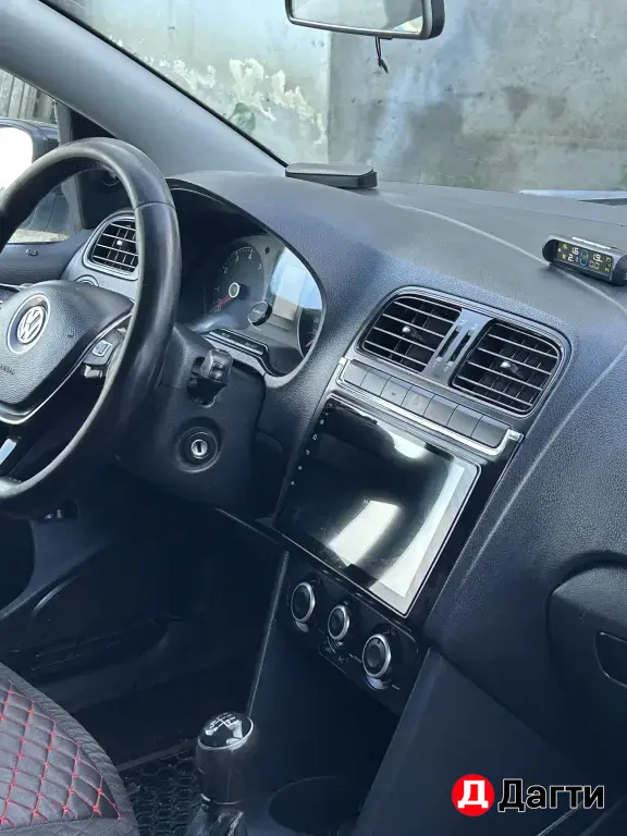 Volkswagen Polo, 2017 года