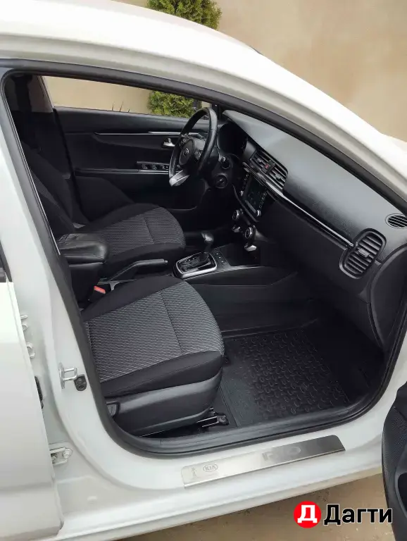 Kia Rio, 2018 года