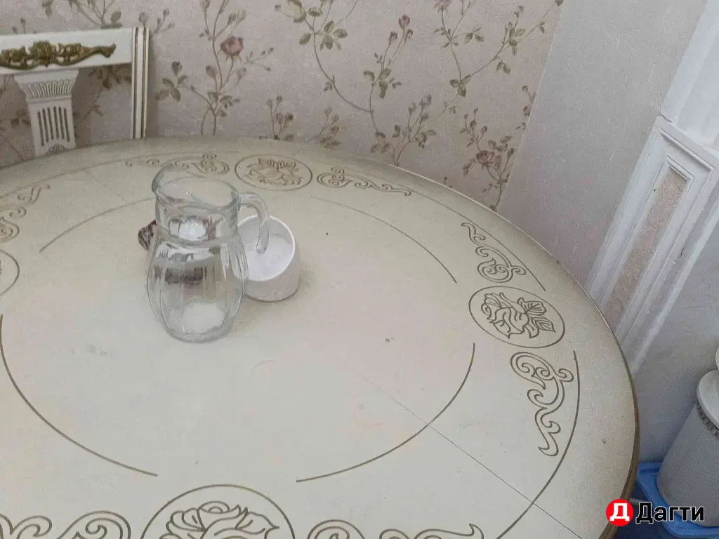 стол кухонный