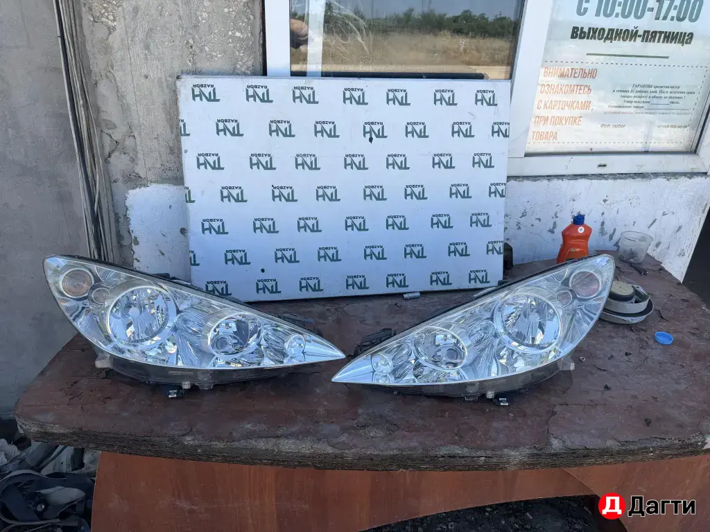 фары Пежо 308