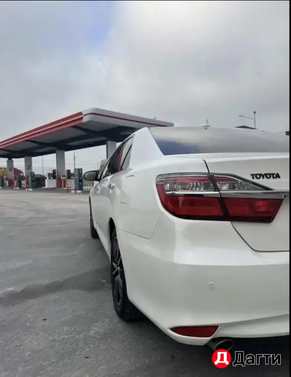 Toyota Camry, 2015 года