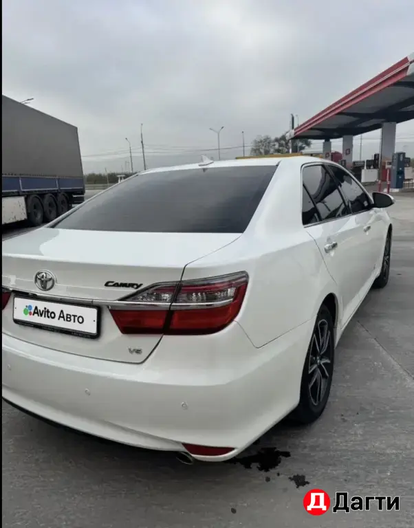 Toyota Camry, 2015 года