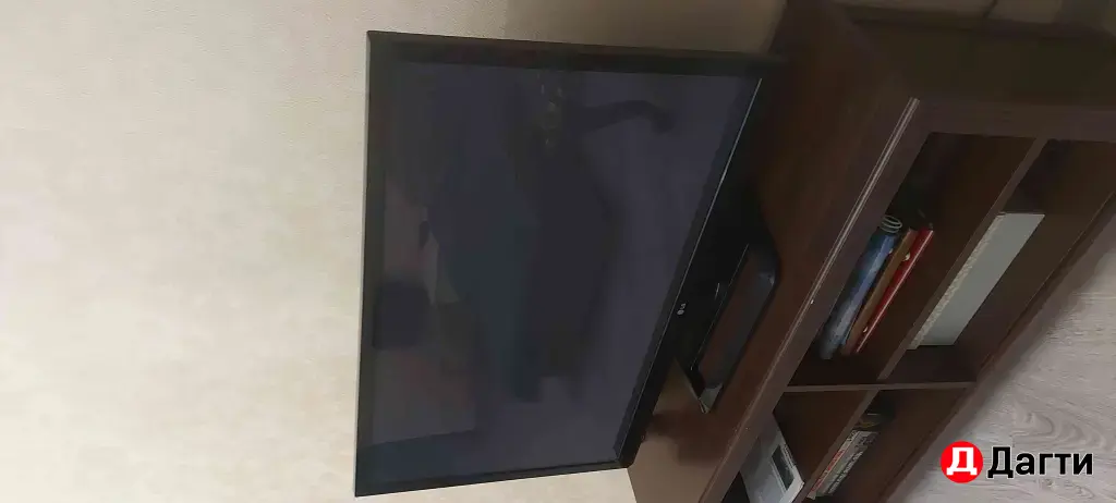 fпродается телевизор lg