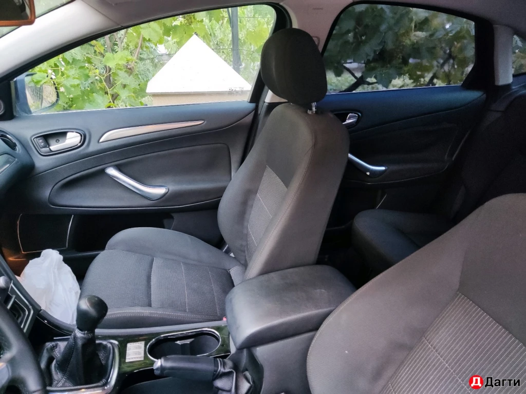 Ford Mondeo, 2010 года