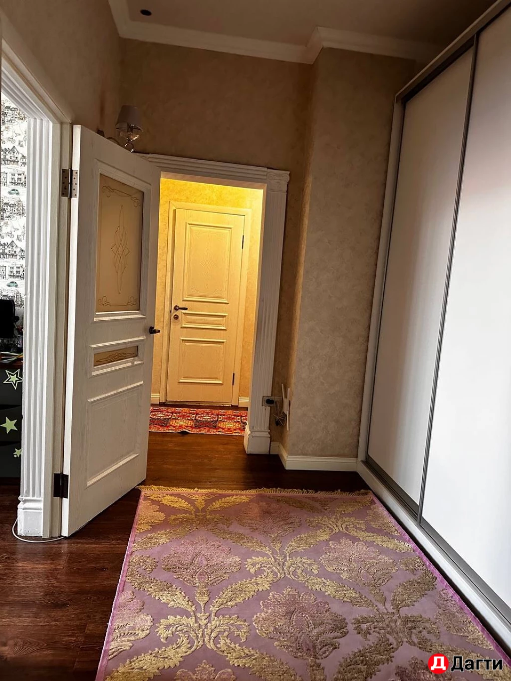 Квартира, 2 комнаты, 81 м², Агент