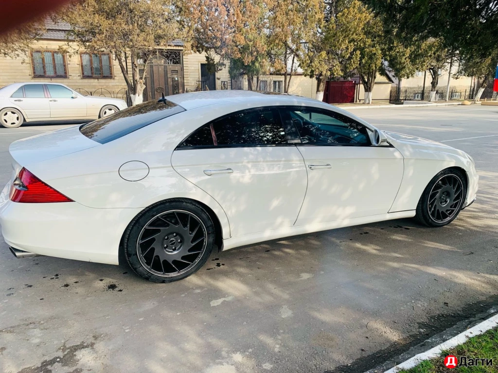 Mercedes-Benz CLS, 2005 года