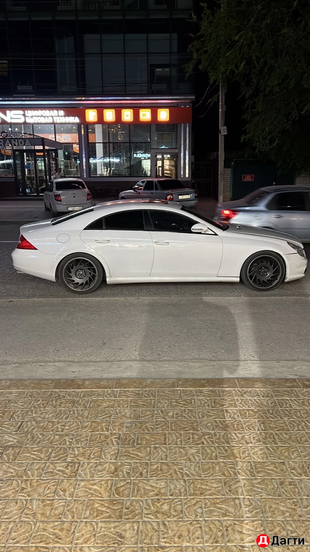 Mercedes-Benz CLS, 2005 года