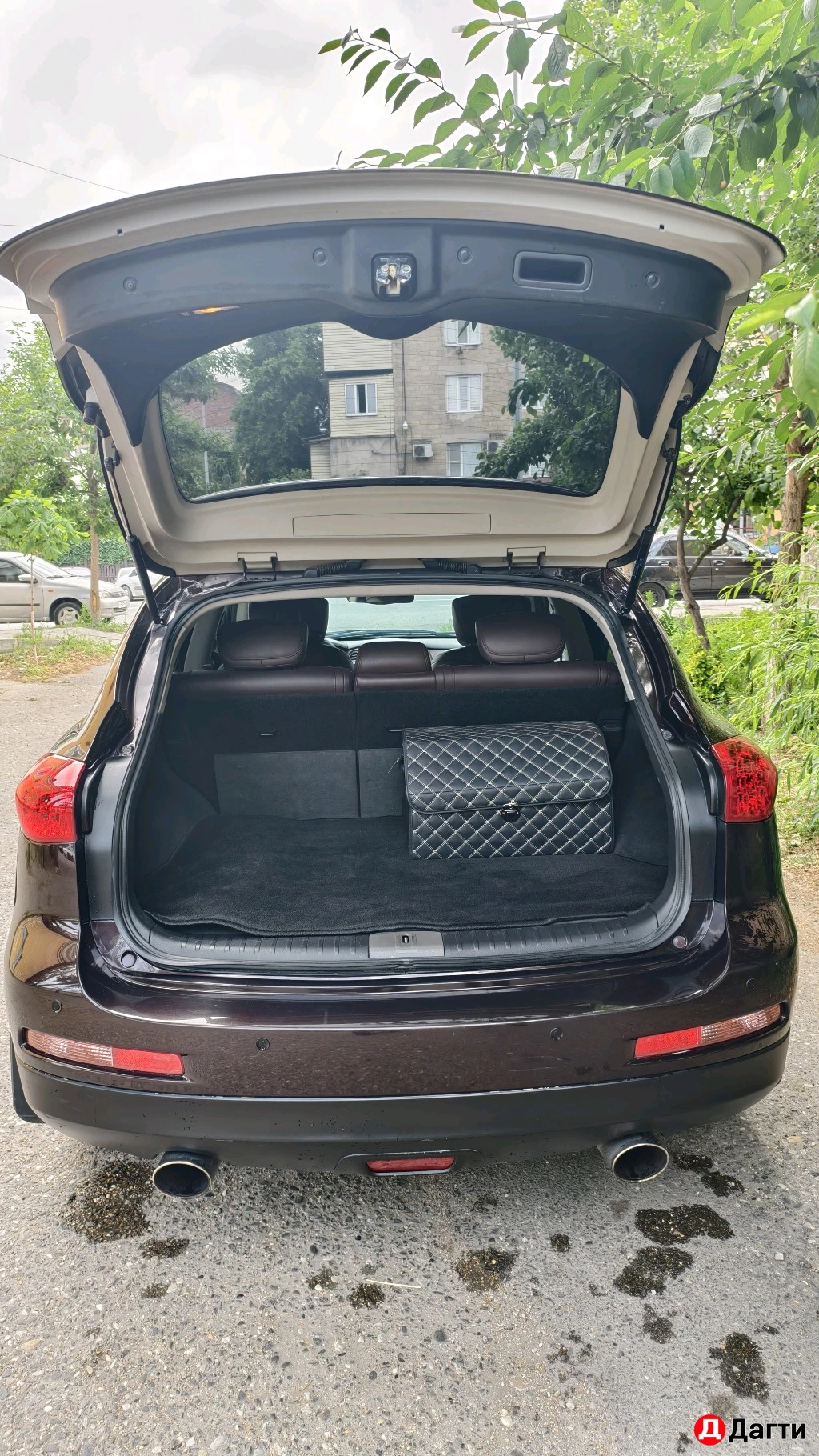 Infiniti EX, 2010 года