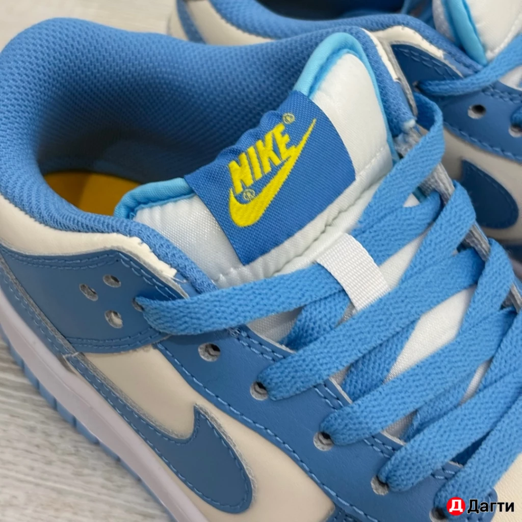 Кроссовки Nike dunk low