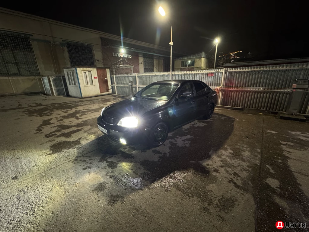 Chevrolet Lacetti, 2011 года