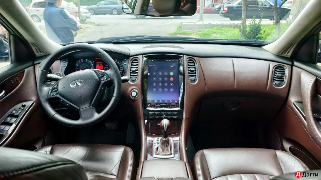 Infiniti EX, 2010 года