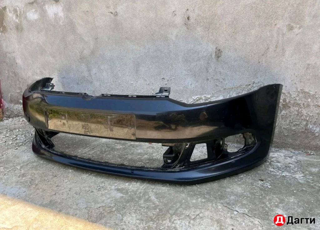 Передний бампер Volkswagen Polo