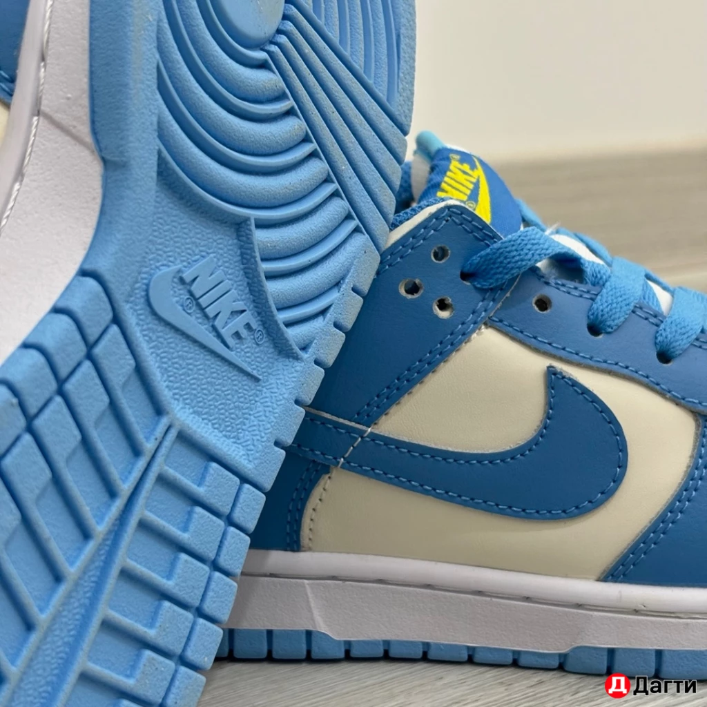 Кроссовки Nike dunk low