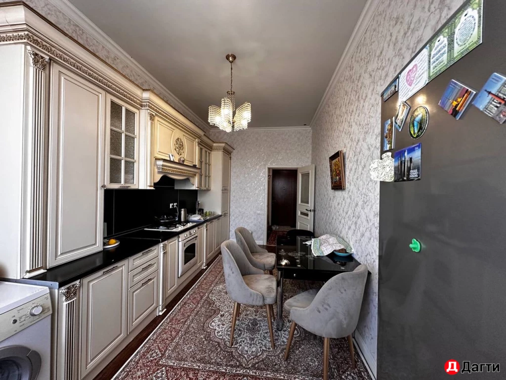 Квартира, 2 комнаты, 81 м², Агент