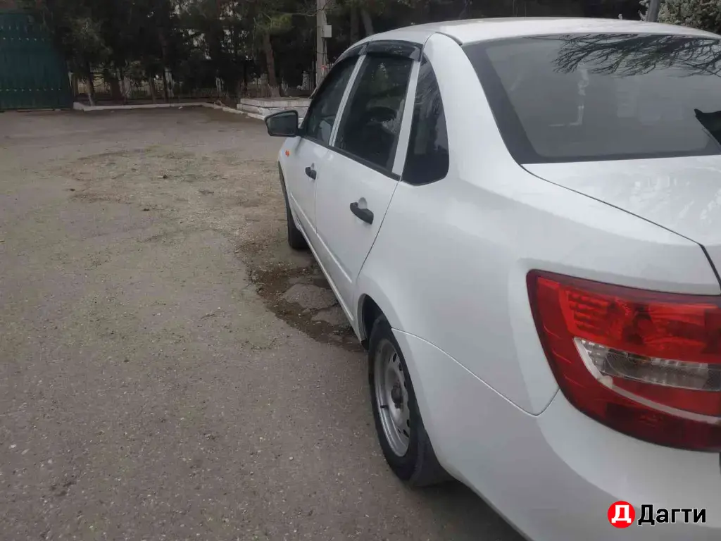 LADA (ВАЗ) Granta, 2015 года