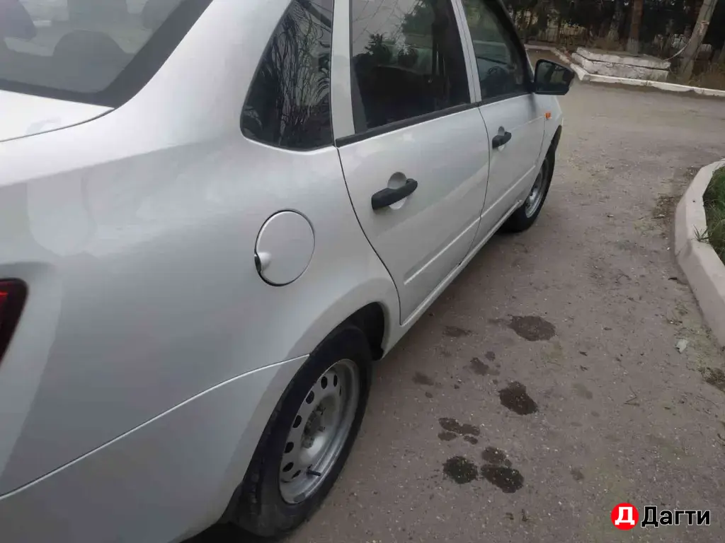 LADA (ВАЗ) Granta, 2015 года