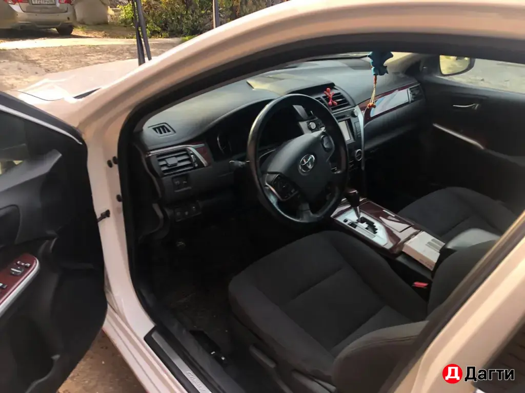Toyota Camry, 2014 года