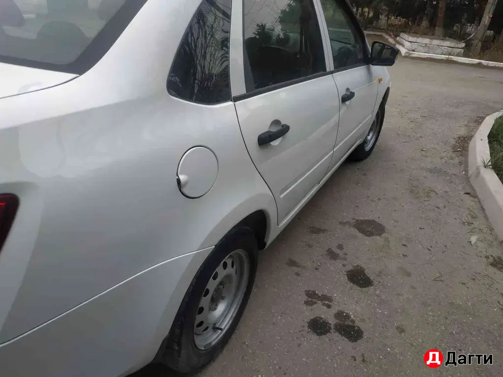 LADA (ВАЗ) Granta, 2015 года