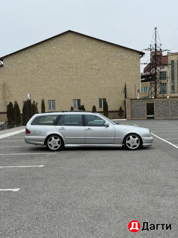 Mercedes-Benz E-Класс, 2000 года