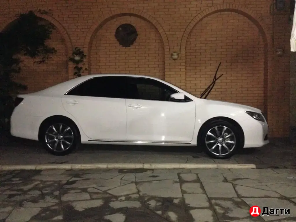 Toyota Camry, 2014 года