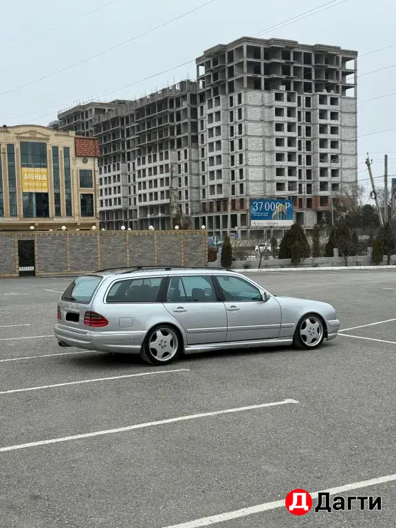 Mercedes-Benz E-Класс, 2000 года