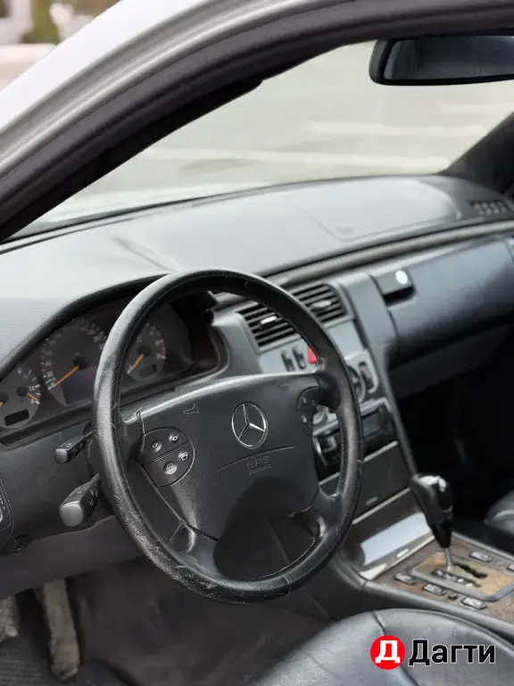 Mercedes-Benz E-Класс, 2000 года
