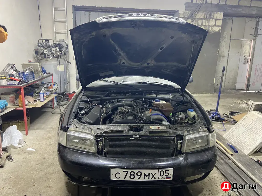 Audi A4, 1995 года