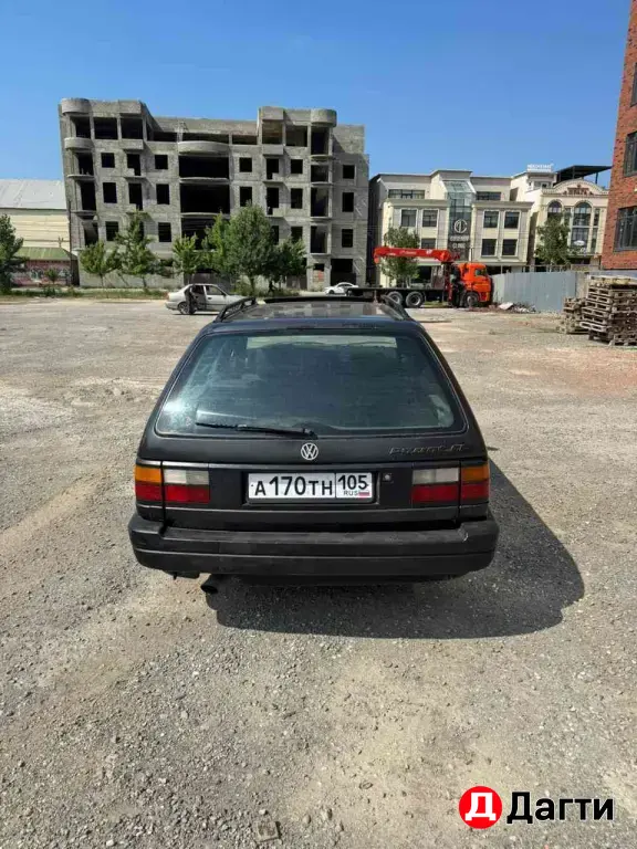 Volkswagen Passat, 1990 года