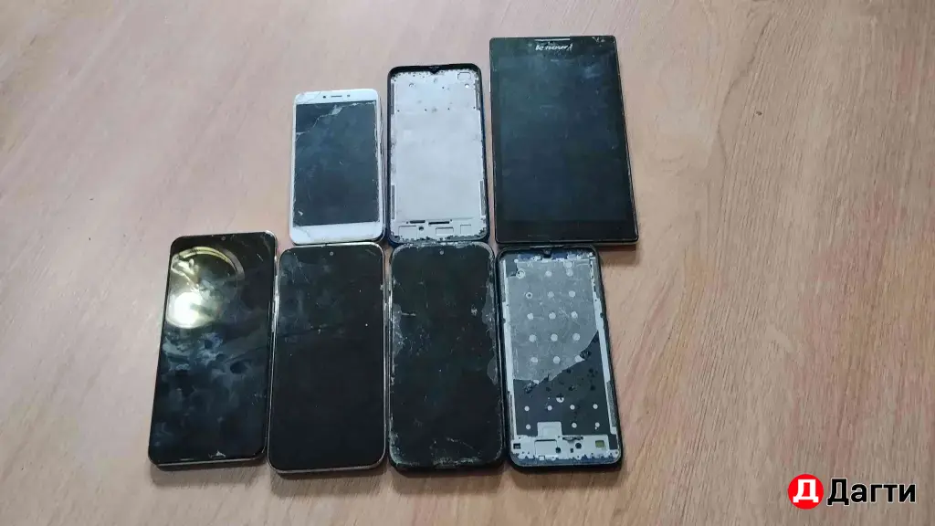 телефоны на запчасти