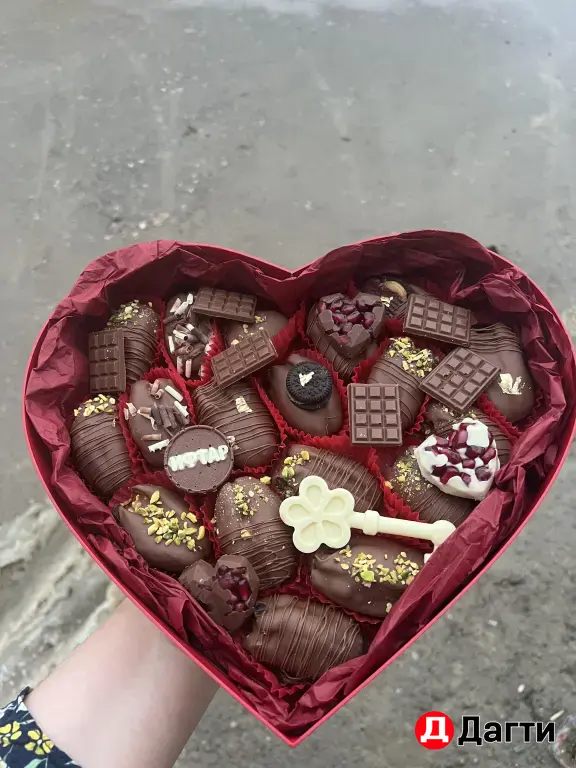 Клубника в шоколаде
