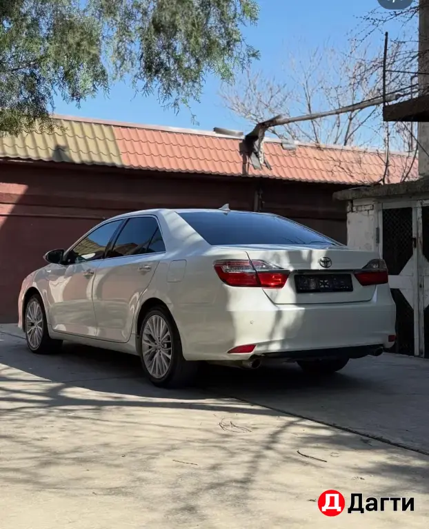 Toyota Camry, 2016 года
