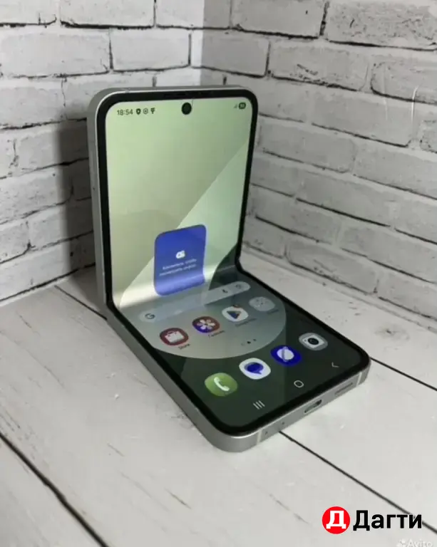 Samsung Galaxy Z Flip6 256GB Green.