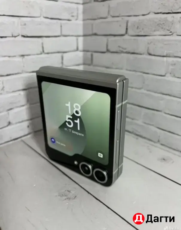 Samsung Galaxy Z Flip6 256GB Green.