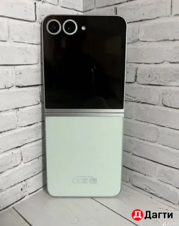 Samsung Galaxy Z Flip6 256GB Green.