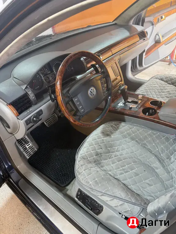 Volkswagen Phaeton, 2003 года