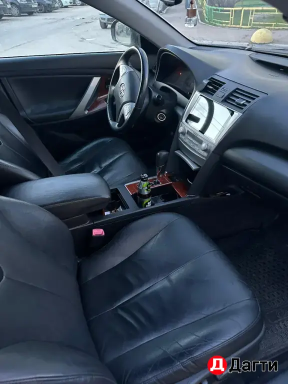 Toyota Camry, 2010 года