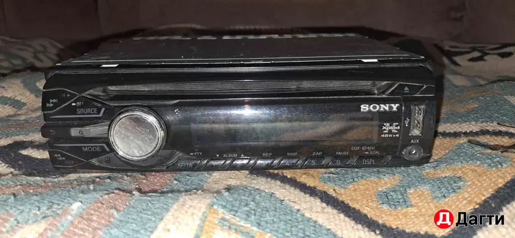 Магнитофон Sony CDX-GT40U
