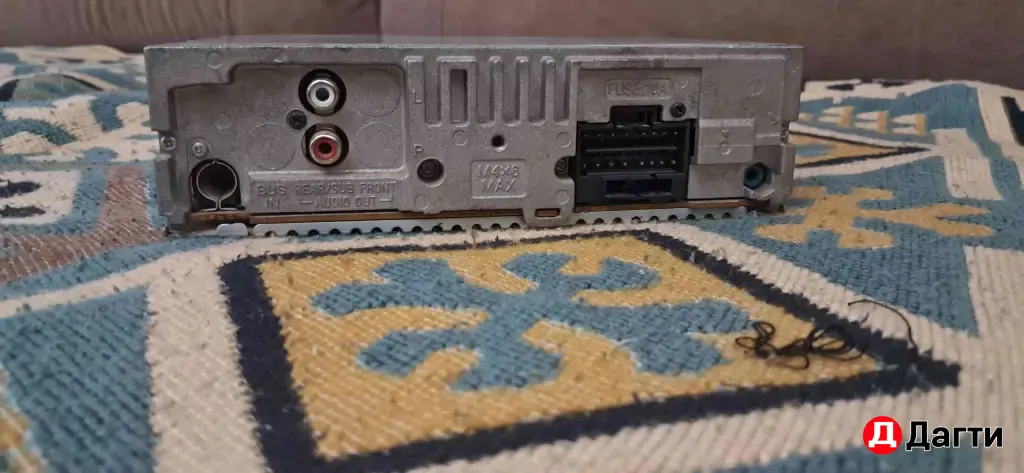 Магнитофон Sony CDX-GT40U