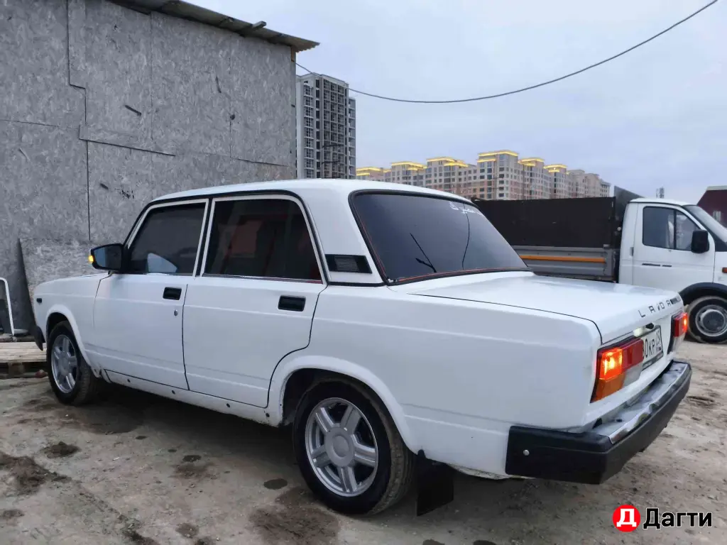 LADA (ВАЗ) 2107, 2005 года