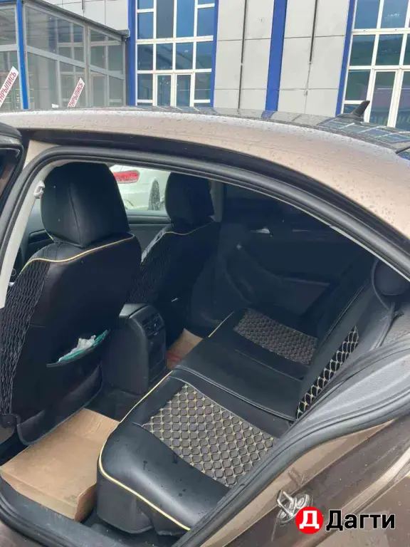 Volkswagen Jetta, 2012 года