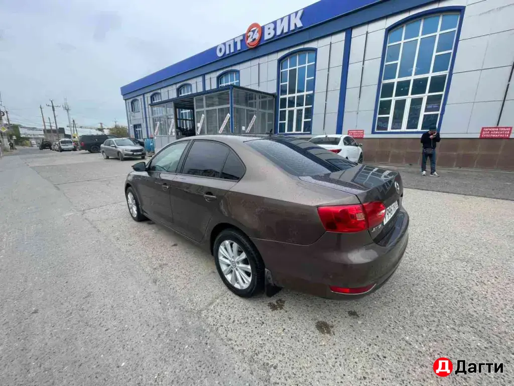 Volkswagen Jetta, 2012 года