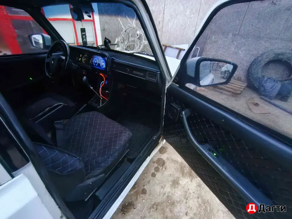 LADA (ВАЗ) 2107, 2005 года