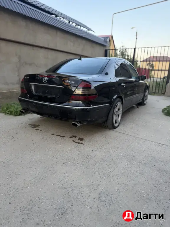 Mercedes-Benz E-Класс, 2004 года